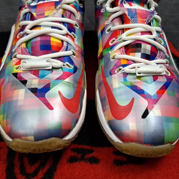 %Size 9.5 Nike LeBron 12 Ext \'Prism\' 748861-900 / GREAT RESTORATION / A 30 main image 13